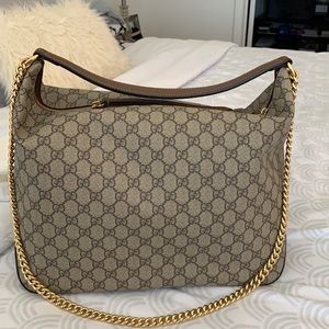 Gucci shoulder bag